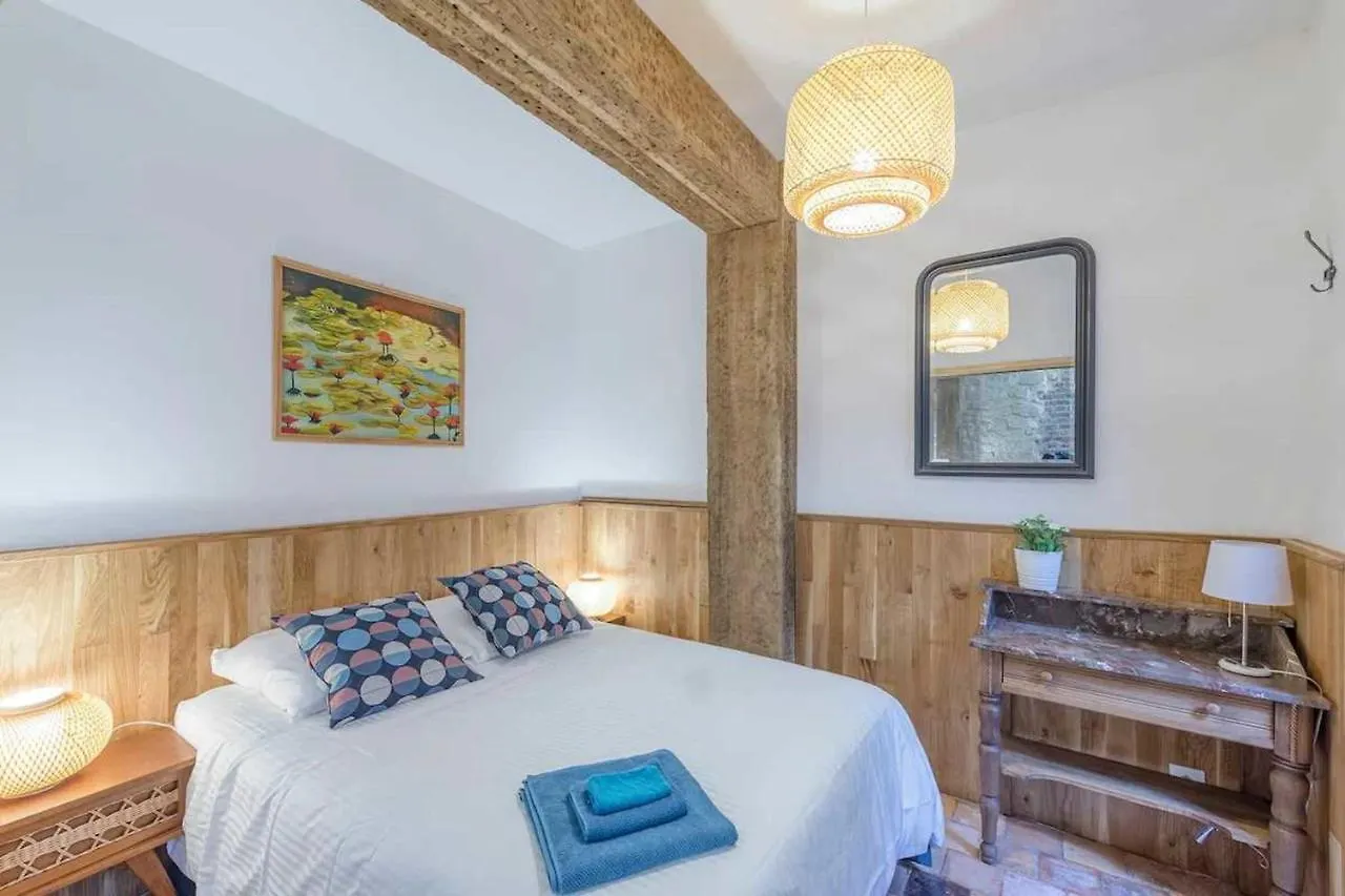 Saint Germain Des Pres, 8 Pax Apartment Paris 0*,  France